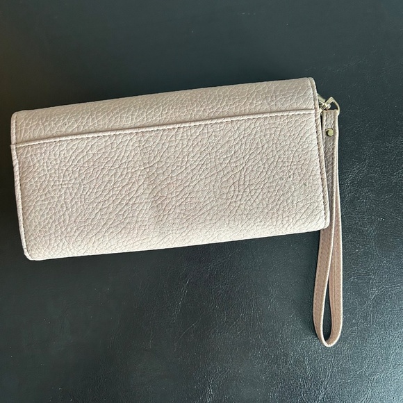 Marc New York (Andrew Marc) Pink  Pebbled Faux Leather Wallet - Picture 3 of 17